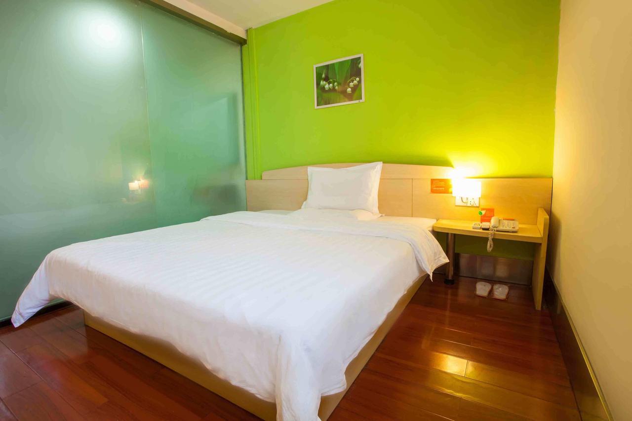 365 Hotel Haimen Room photo